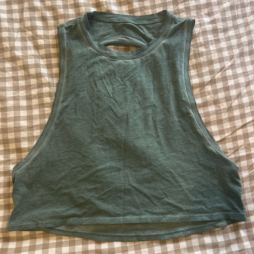 Lululemon Cropped Muscle Tee